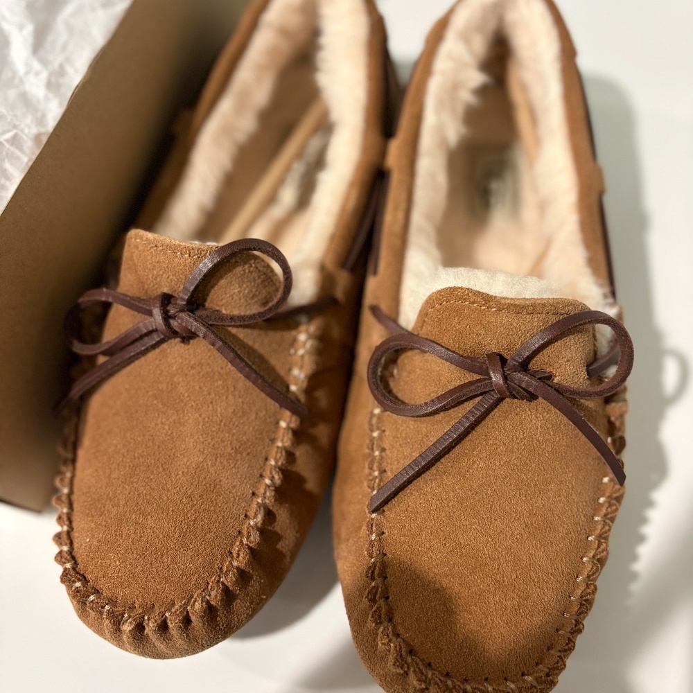 UGG Dakota Women's Moccasins